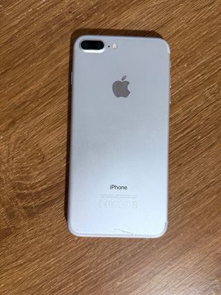 iPhone 7 Plus Plata 70% Batería