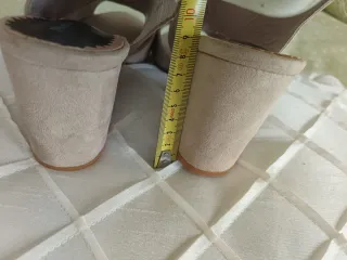 Zapatos tacón Misa-tic beige T40