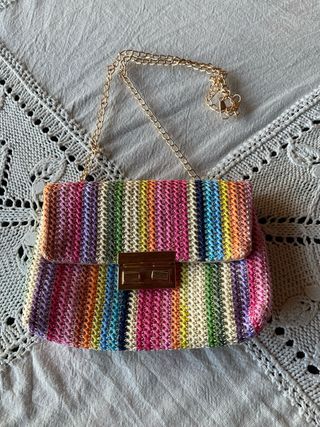 Bolso de mano multicolor con cadena