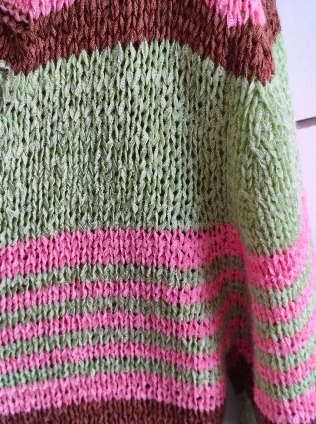 Rebeca de punto con rayas