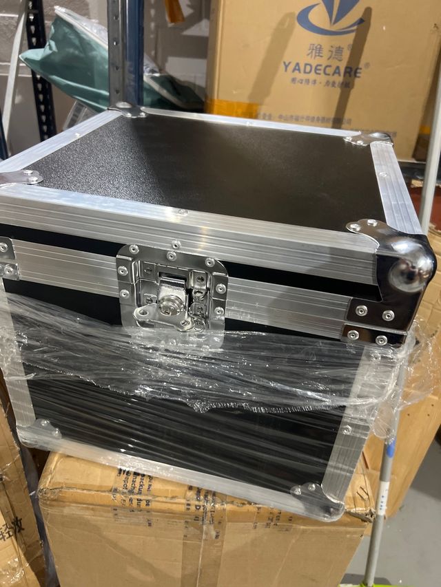 Fly Case Negro y Plateado