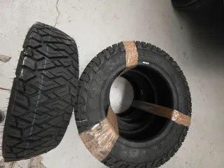4 neumáticos nuevos de fiat panda. 4×4. 145/80R 13