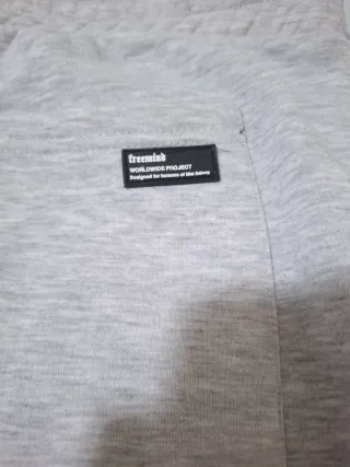 Pantalón chándal gris