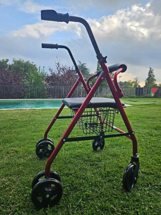 Andador OrtoPrime ROLLATOR. Nuevo