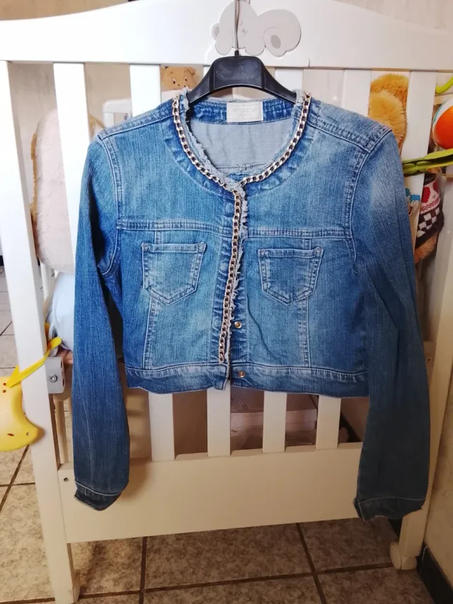 Giubbottino jeans donna con catena