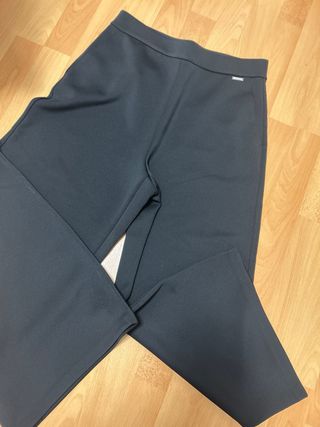 Pantalón Calvin Klein negro Talla 38