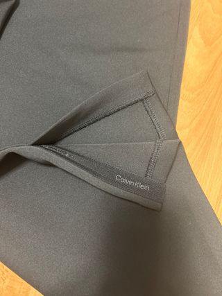 Pantalón Calvin Klein negro Talla 38