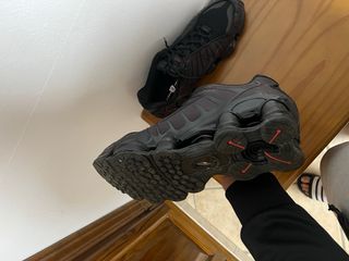 Nike Shox Hombre Negro/Morado