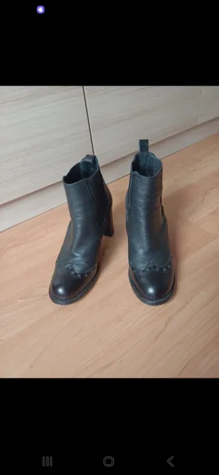 Botines Gloria Ortiz Talla 39 Negros