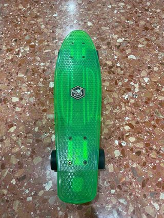 Penny Board Verde Transparente
