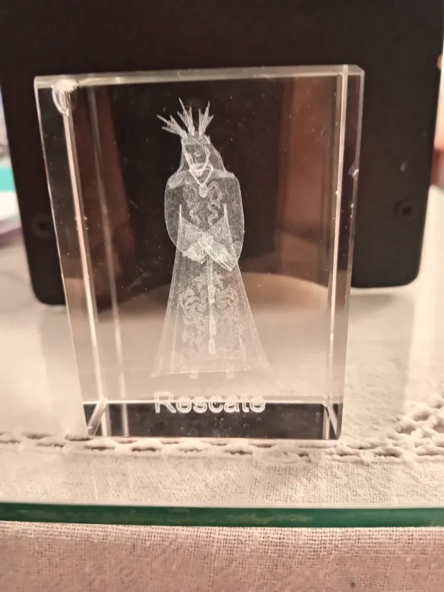 Figura Señor del Rescate en metacrilato