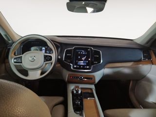Volvo XC90 T8 AWD Recharge Inscription Expression Twin Engine