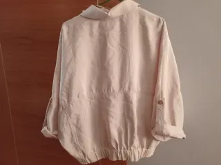 Chaqueta Zara chica.