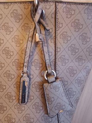 Bolso Tote Guess Beige