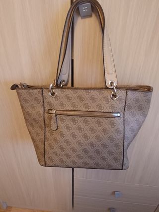 Bolso Tote Guess Beige