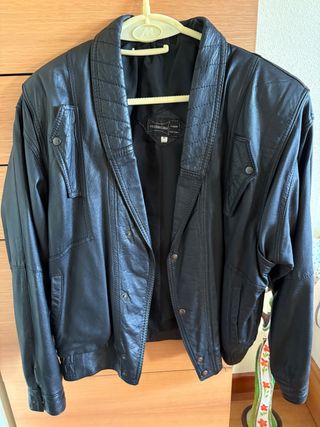 Cazadora Vestergaard Negra Talla M