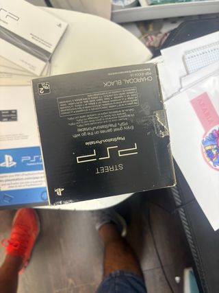 Consola PSP Street Negra completa con juegos