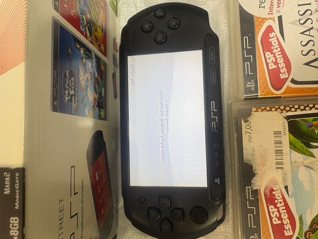 Consola PSP Street Negra completa con juegos