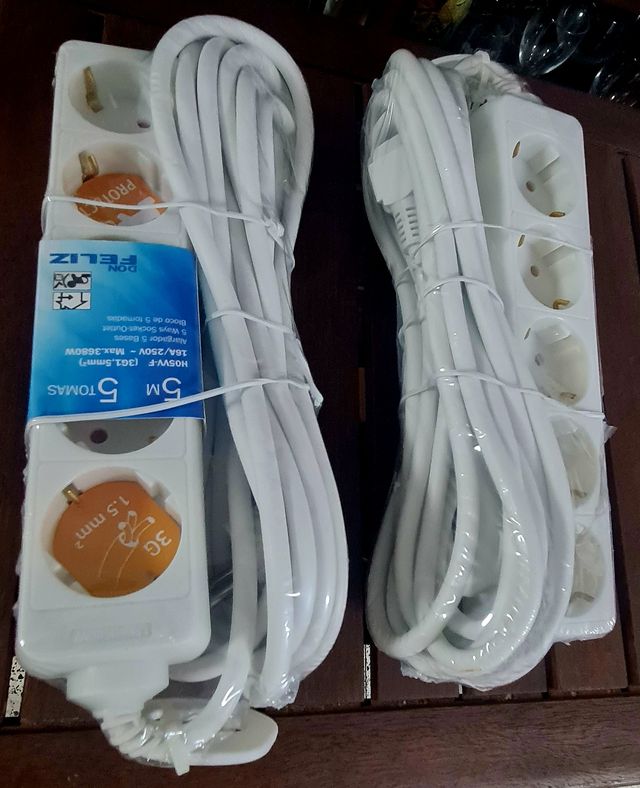 Regleta 5 metros y 5 tomas Suko