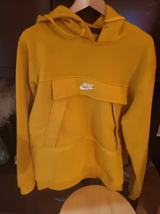 Sudadera Nike Amarilla