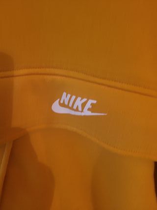 Sudadera Nike Amarilla