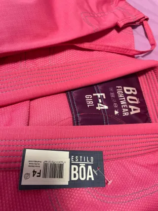 Kimono Jiu Jitsu Brasileño Rosa Talla F4 chica