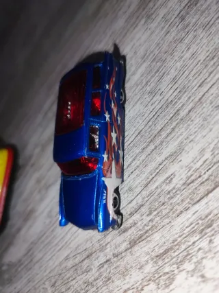 Lotto di 5 auto Hot Wheels