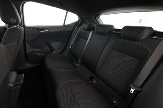 Opel Astra 1.4 SIDI Turbo Dynamic