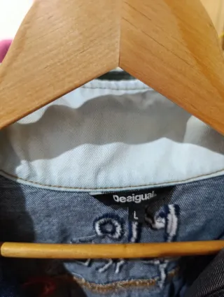 Chaqueta vaquera Mickey Mouse Desigual Talla L