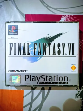 Final Fantasy VII PlayStation Platinum Completo
