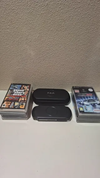 PSP Negra + 8 Juegos