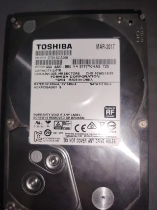Se vende lotes de piezas de PC.