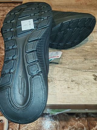 Zapatillas Skechers Slip-ins Negras Arch Fit