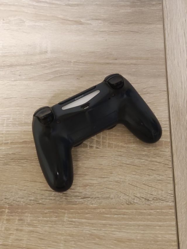 Mando PS4 Original Sony Negro