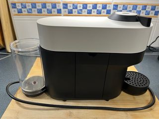 Cafetera Nespresso Vertuo Pop