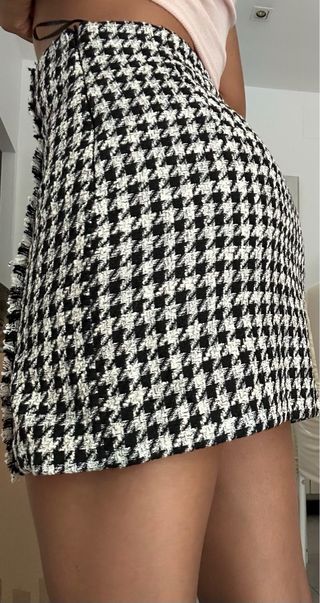 Falda de tweed con estampado pata de gallo