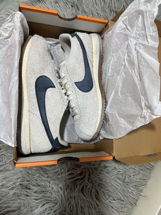 Nike Cortez Vintage Crema y Negro