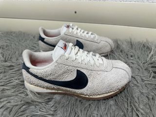 Nike Cortez Vintage Crema y Negro
