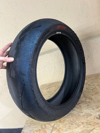 Pirelli Diablo Supercorsa SP 180/55ZR17