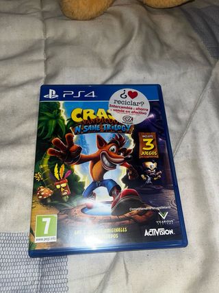 PlayStation 4 Slim 800GB Negra