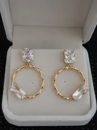 Pendientes 3,5 cm baño oro con circonitas