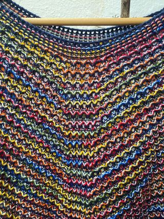 Jersey de punto crochet asimétrico multicolor