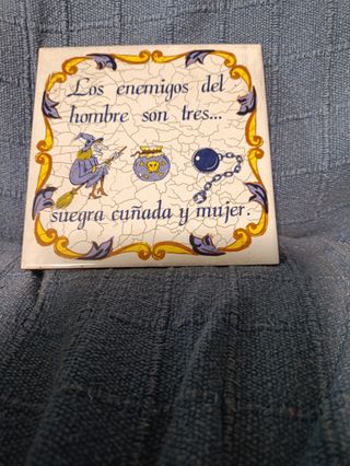 Ladrillo decorativo Enemigos del hombre