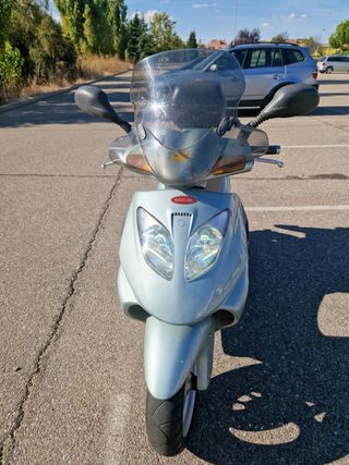 Moto scooter Daelim NS 125 III