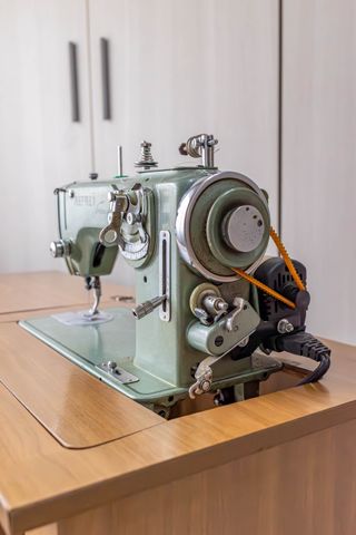 Máquina de coser REFREY Transforma 427