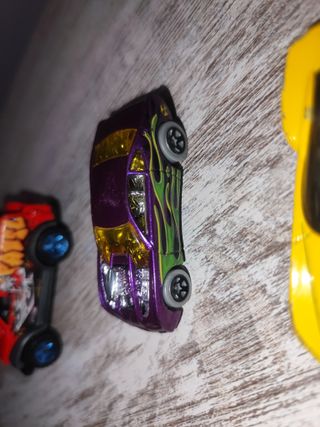 Lotto 8 auto Hot Wheels