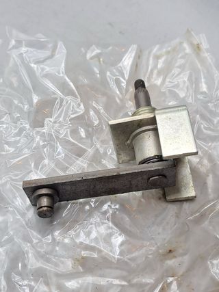 Eje Limpiaparabrisas FEMSA Seat 850 Lado Conductor