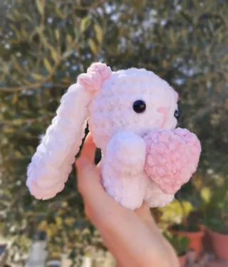 Peluche coniglio uncinetto fatto a mano