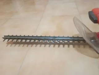 Tagliasiepi elettrico Black & Decker 45 cm