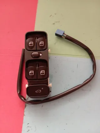 Mando elevalunas MERCEDES CLK W209